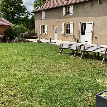 Maison Allianes Bed & Breakfast Avrilly